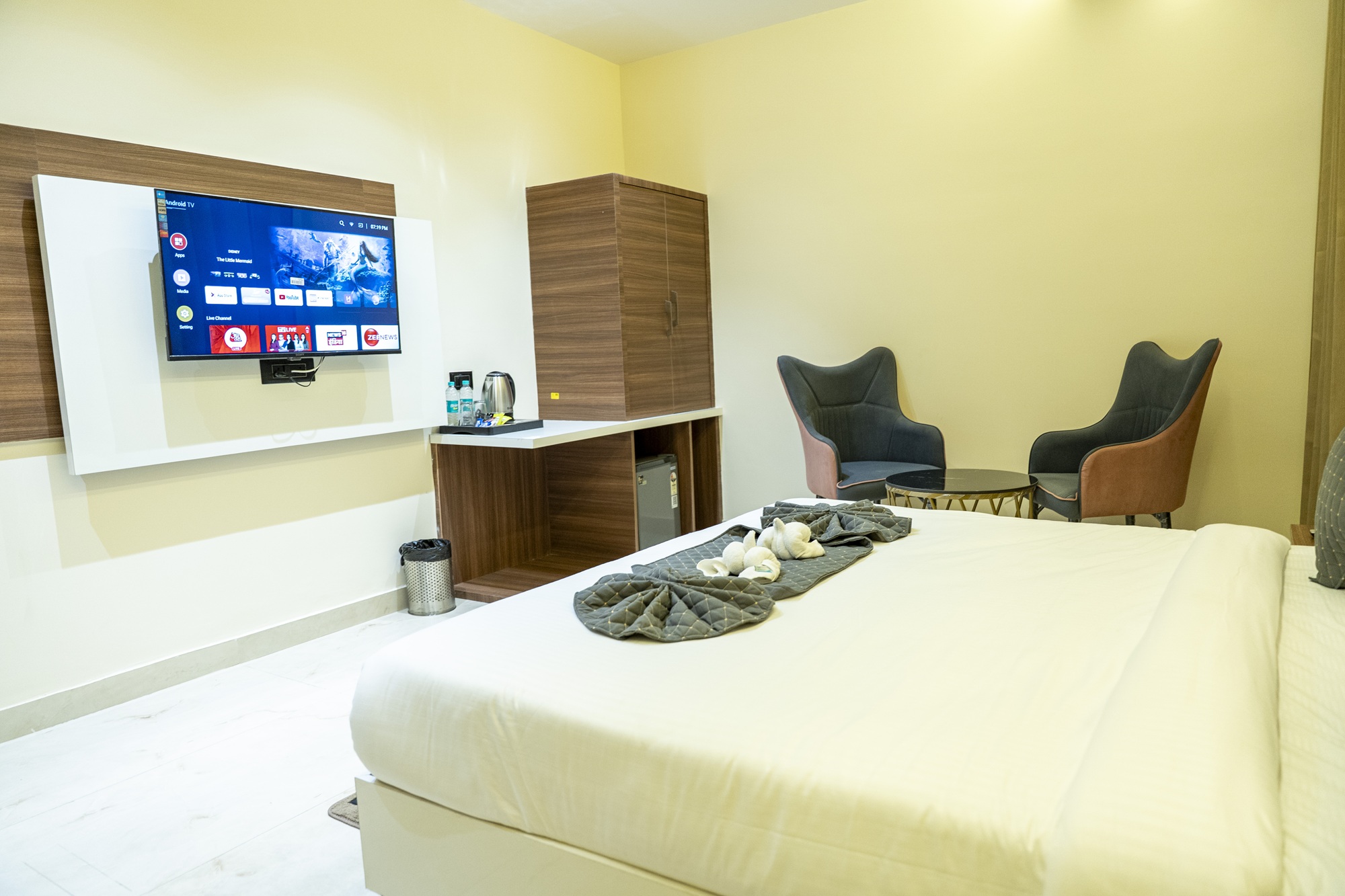 Diamond Room